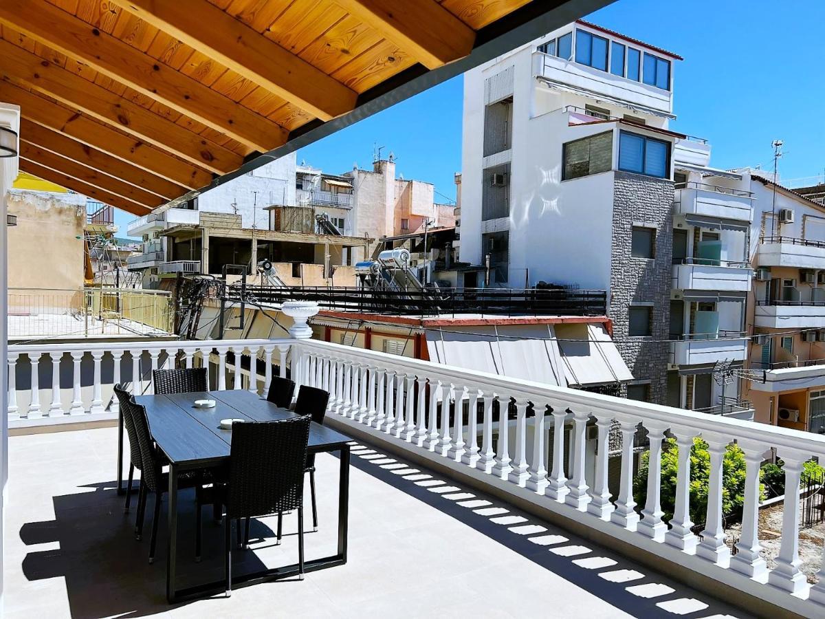 Kontis' Deluxe Furnished Apartment Loutraki  Eksteriør bilde